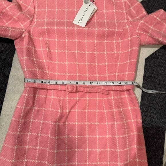 OSCAR DE LA RENTA Fall 2023 Pink & White Windowpane Tweed Boucle Dress Sz 12 NWT - Picture 11 of 15